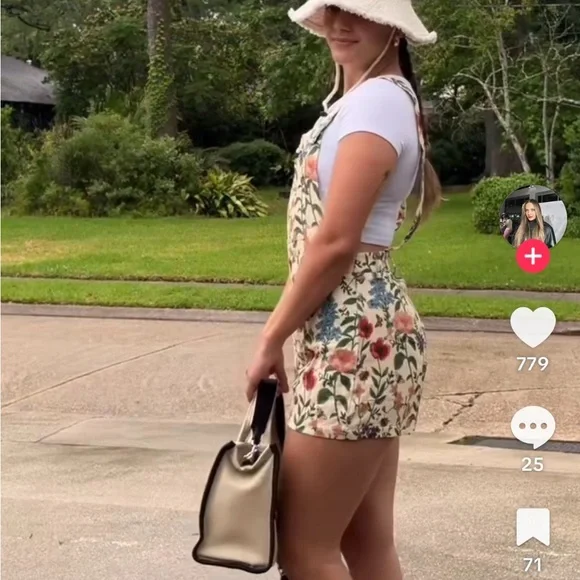 New XL Cider Corduroy Floral Overalls Romper. - Picture 8 of 13